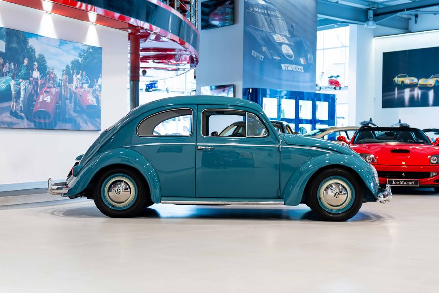 Volkswagen Beetle Sedan